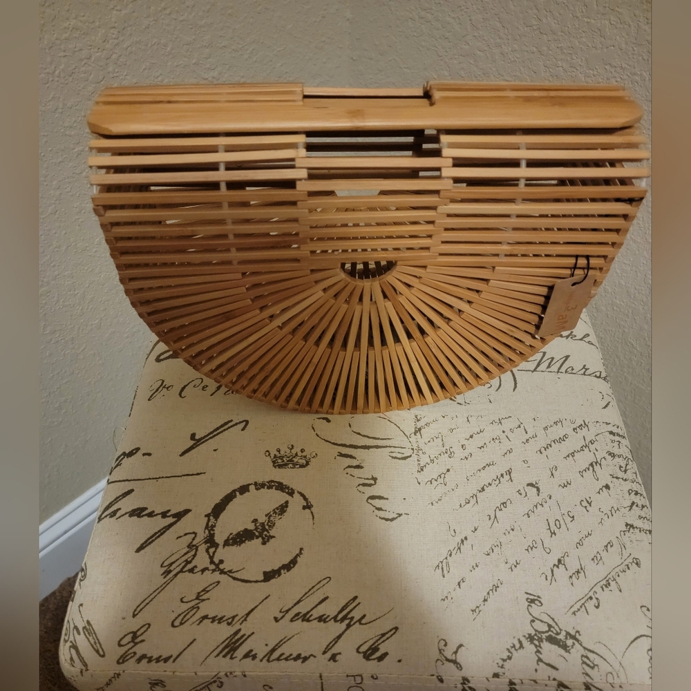 NEW Elegant Bamboo Semi-Circle Clutch